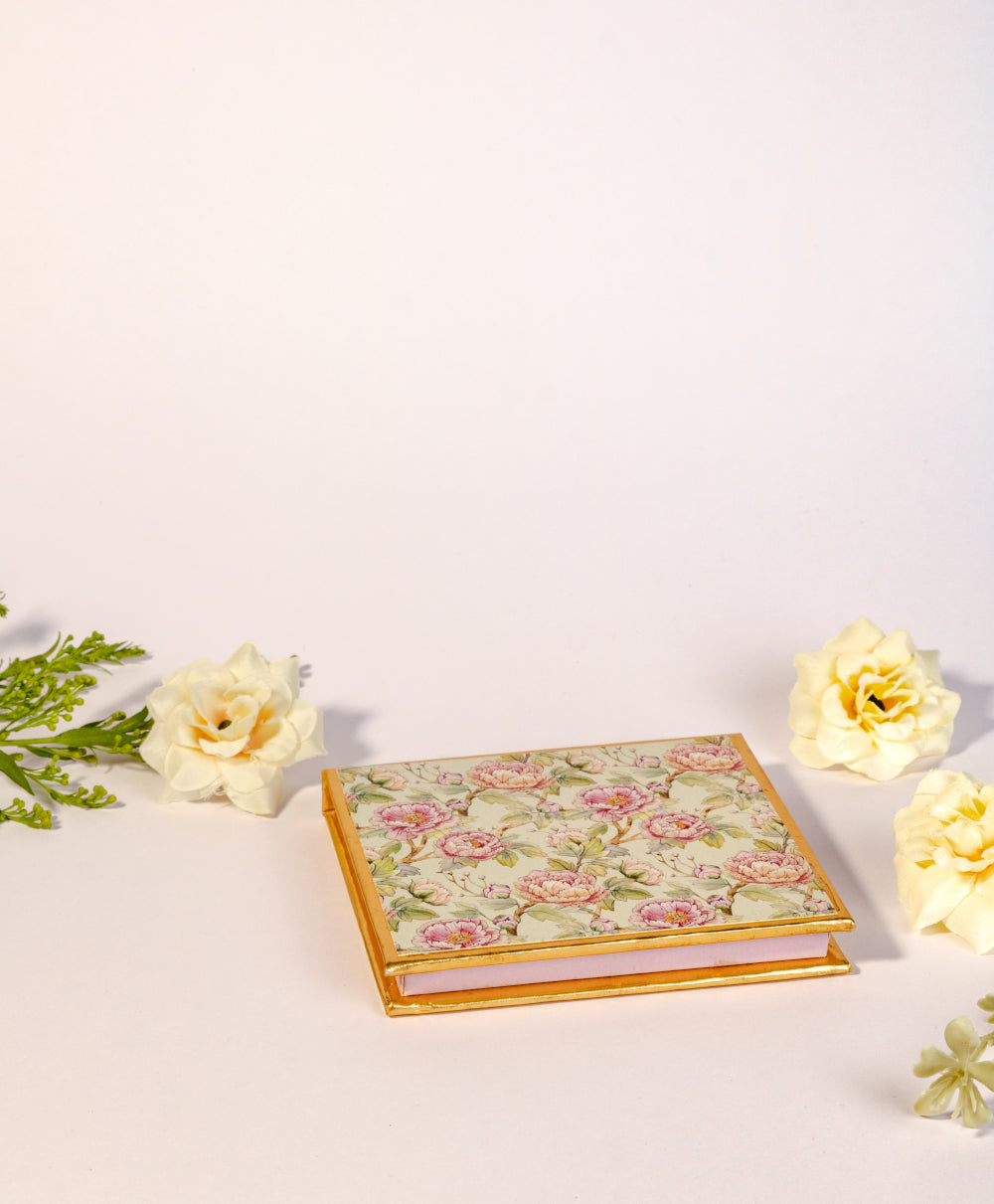 Chinese Floral Design Coin/Ginni Box