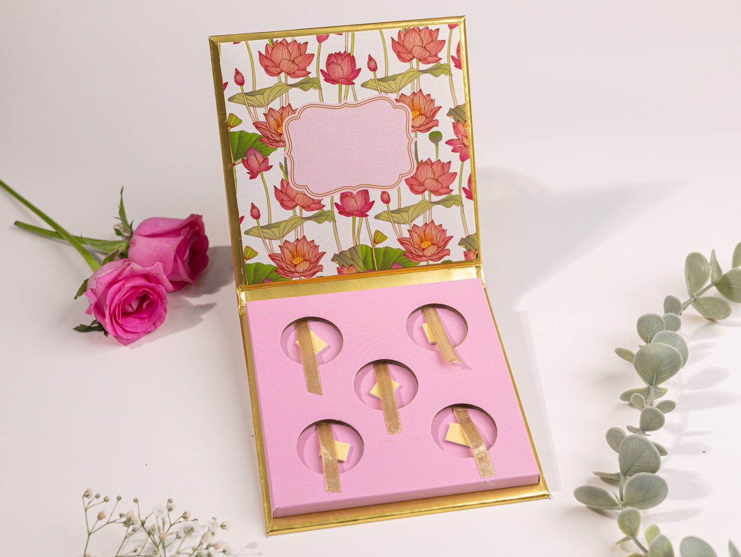 White Lotus Design Five Ginni/Coin Box