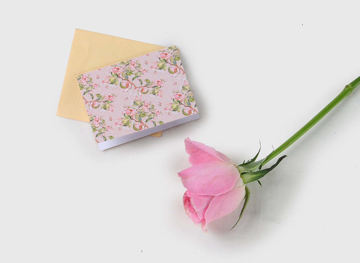 Peach Floral Design Folded Gift Tags